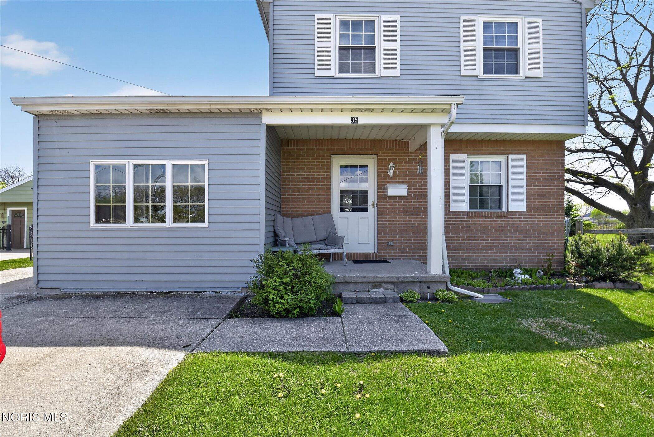 35 Santus Drive