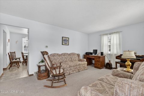 Tiny photo for 35 Santus Drive, Rossford, OH 43460 (MLS # 10003816)