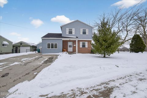Tiny photo for 35 Santus Drive, Rossford, OH 43460 (MLS # 10003816)