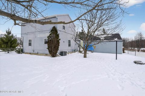 Tiny photo for 35 Santus Drive, Rossford, OH 43460 (MLS # 10003816)