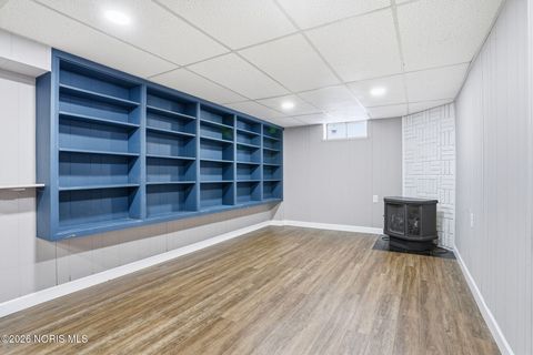 Tiny photo for 421 Clifton Avenue, Findlay, OH 45840 (MLS # 10003821)