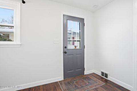 Tiny photo for 421 Clifton Avenue, Findlay, OH 45840 (MLS # 10003821)