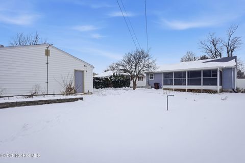 Tiny photo for 421 Clifton Avenue, Findlay, OH 45840 (MLS # 10003821)