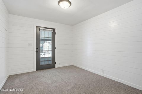 Tiny photo for 421 Clifton Avenue, Findlay, OH 45840 (MLS # 10003821)