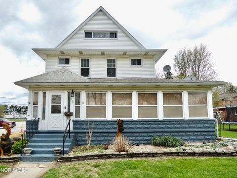 Tiny photo for 208 Dodge Street, Swanton, OH 43558 (MLS # 10006470)