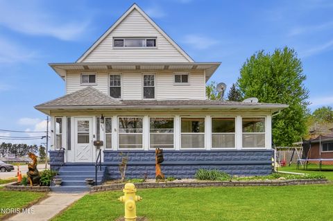 Photo of 208 Dodge Street, Swanton, OH 43558 (MLS # 10006470)