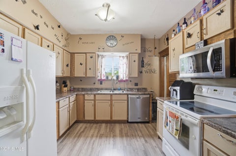 Tiny photo for 208 Dodge Street, Swanton, OH 43558 (MLS # 10006470)