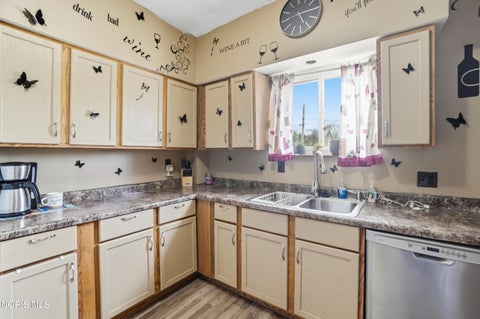 Tiny photo for 208 Dodge Street, Swanton, OH 43558 (MLS # 10006470)