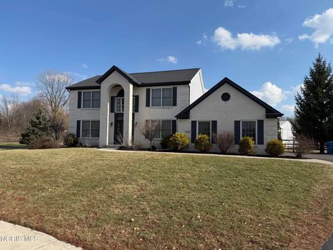 Photo of 7407 Lock Mill Court, Maumee, OH 43537 (MLS # 10004545)
