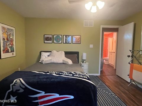 Tiny photo for 330 W Butler Street, Bryan, OH 43506 (MLS # 10007163)