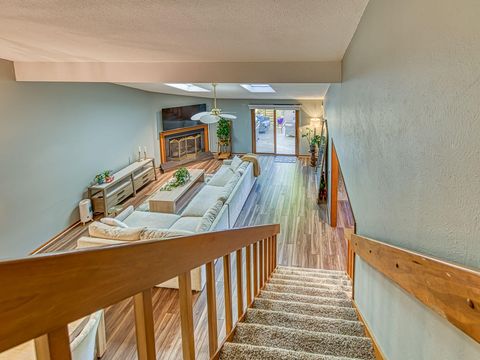 Tiny photo for 2340 Parliament Square, Toledo, OH 43617 (MLS # 10000072)