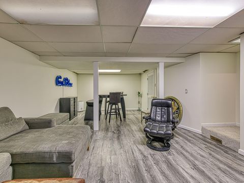 Tiny photo for 2340 Parliament Square, Toledo, OH 43617 (MLS # 10000072)