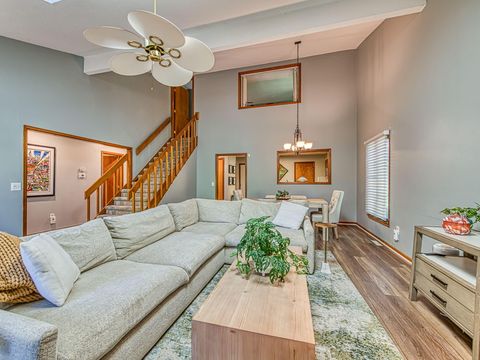 Tiny photo for 2340 Parliament Square, Toledo, OH 43617 (MLS # 10000072)