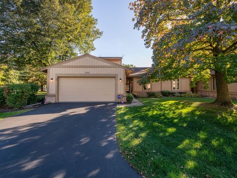 Tiny photo for 2340 Parliament Square, Toledo, OH 43617 (MLS # 10000072)