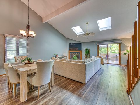 Tiny photo for 2340 Parliament Square, Toledo, OH 43617 (MLS # 10000072)