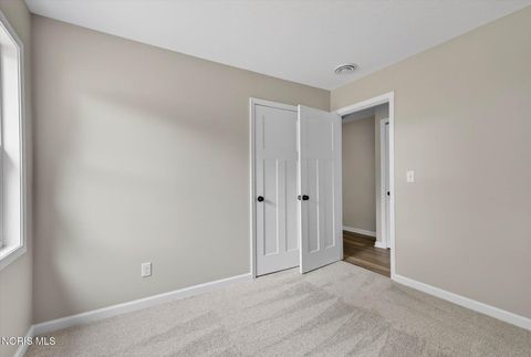 Tiny photo for 1134 Brenda Court, Findlay, OH 45840 (MLS # 10007270)
