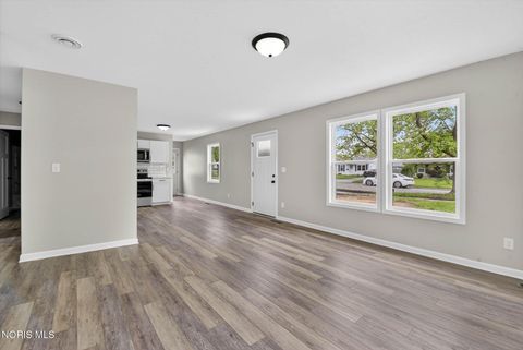 Tiny photo for 1134 Brenda Court, Findlay, OH 45840 (MLS # 10007270)