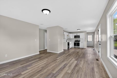 Tiny photo for 1134 Brenda Court, Findlay, OH 45840 (MLS # 10007270)