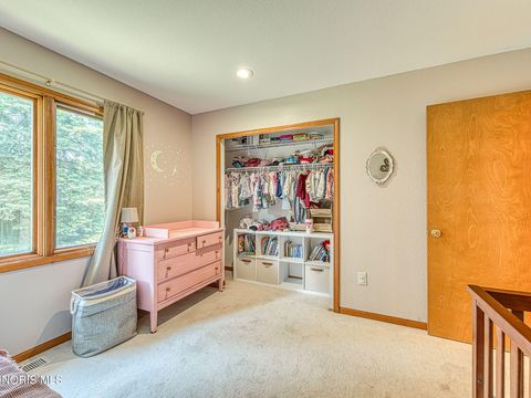 Tiny photo for 7427 Country Meadow Court, Sylvania, OH 43560 (MLS # 10008011)