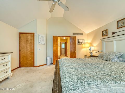 Tiny photo for 7427 Country Meadow Court, Sylvania, OH 43560 (MLS # 10008011)