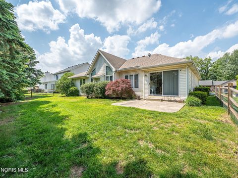 Tiny photo for 7427 Country Meadow Court, Sylvania, OH 43560 (MLS # 10008011)