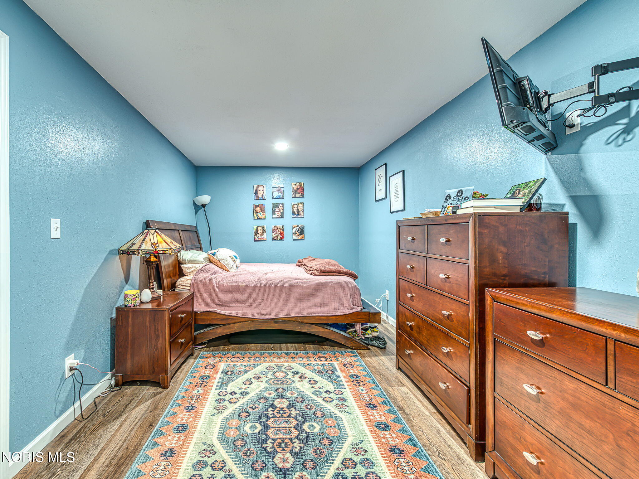 7427 Country Meadow Court