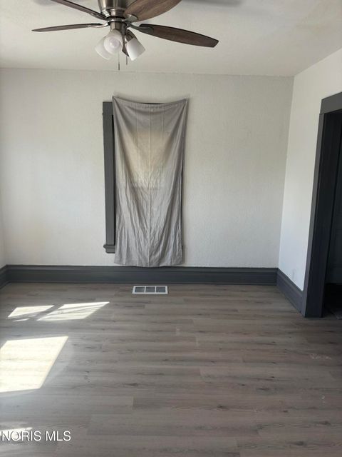 Tiny photo for 2841 N Detroit Avenue, Toledo, OH 43610 (MLS # 10005781)