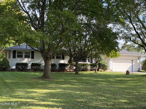 Photo of 10913 Oh-18, Fostoria, OH 44830 (MLS # 10014263)