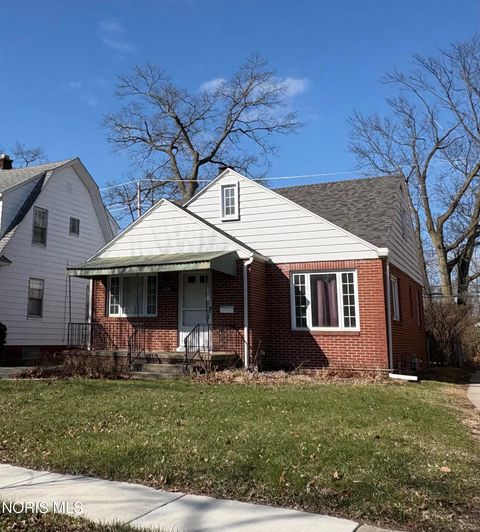 Tiny photo for 2731 Latonia Boulevard, Toledo, OH 43606 (MLS # 10005511)