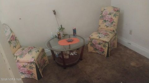 Tiny photo for 2130 Broadway Street, Toledo, OH 43609 (MLS # 10002895)