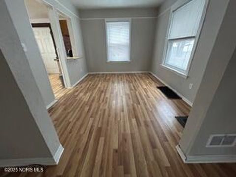 Tiny photo for 4121 Vermaas Avenue, Toledo, OH 43612 (MLS # 10002255)