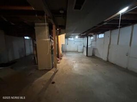 Tiny photo for 4121 Vermaas Avenue, Toledo, OH 43612 (MLS # 10002255)