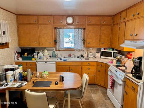 Tiny photo for 310 W Rings Street, West Unity, OH 43570 (MLS # 10011988)