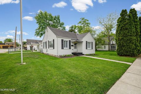 Photo of 103 W 6th Street, Genoa, OH 43430 (MLS # 10007707)