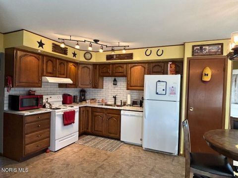 Tiny photo for 1309 S Platt Street, Montpelier, OH 43543 (MLS # 10004940)