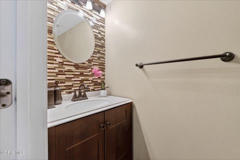 Tiny photo for 4547 Gettysburg Drive, Sylvania, OH 43560 (MLS # 10005798)