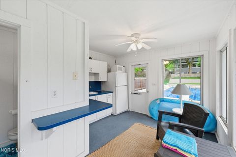 Tiny photo for 311 N Main St ST, Swanton, OH 43558 (MLS # 10008056)