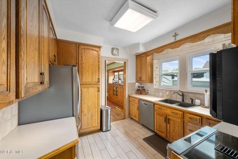 Tiny photo for 311 N Main St ST, Swanton, OH 43558 (MLS # 10008056)