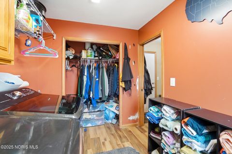 Tiny photo for 331 Chippewa Drive, Ottawa, OH 45875 (MLS # 10001635)