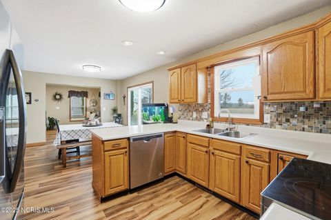 Tiny photo for 331 Chippewa Drive, Ottawa, OH 45875 (MLS # 10001635)