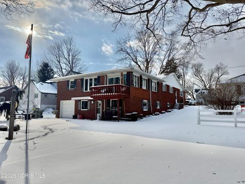 Tiny photo for 433 Water Street, Pemberville, OH 43450 (MLS # 10003606)