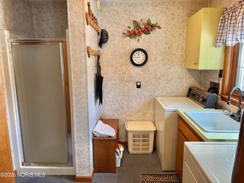 Tiny photo for 433 Water Street, Pemberville, OH 43450 (MLS # 10003606)