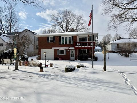 Tiny photo for 433 Water Street, Pemberville, OH 43450 (MLS # 10003606)