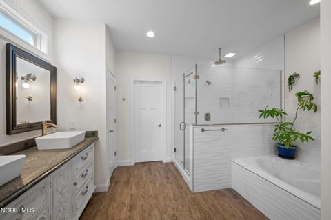 Tiny photo for 714 Delaware Drive, Perrysburg, OH 43551 (MLS # 10007924)