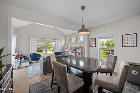 Tiny photo for 714 Delaware Drive, Perrysburg, OH 43551 (MLS # 10007924)