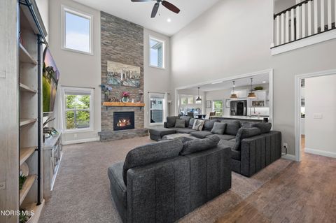 Tiny photo for 714 Delaware Drive, Perrysburg, OH 43551 (MLS # 10007924)