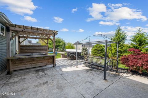 Tiny photo for 714 Delaware Drive, Perrysburg, OH 43551 (MLS # 10007924)