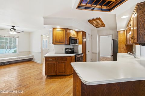 Tiny photo for 1085 Birch Drive, Perrysburg, OH 43551 (MLS # 10003715)