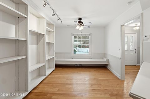 Tiny photo for 1085 Birch Drive, Perrysburg, OH 43551 (MLS # 10003715)