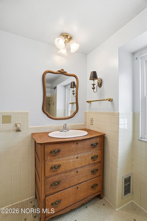 Tiny photo for 1085 Birch Drive, Perrysburg, OH 43551 (MLS # 10003715)